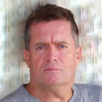 100% MAGA🇺🇸Unvaxxed Constitutional Conservative Republican, anti-gold digger (hoe), whilst also totally supporting Rus...