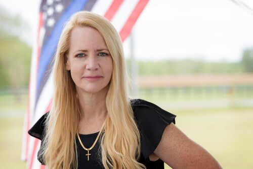 The momentum is on our side because of @HouseDemocrats failed policies. 

With your support, we CAN ...