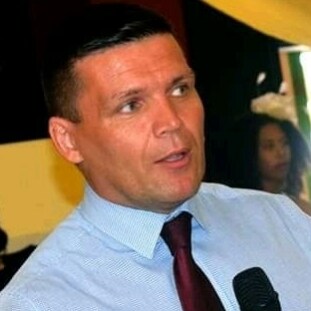 Walking in the wonder of Gods love and grace.