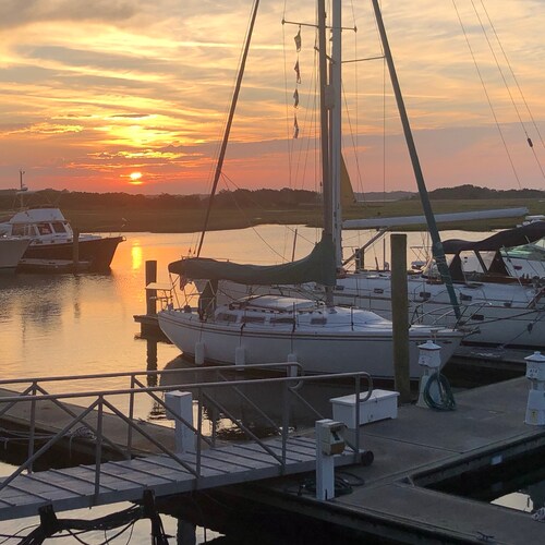 Visit USCitzenX's profile on GETTR. View their posts, photos, videos, and connect with them on the social platform.