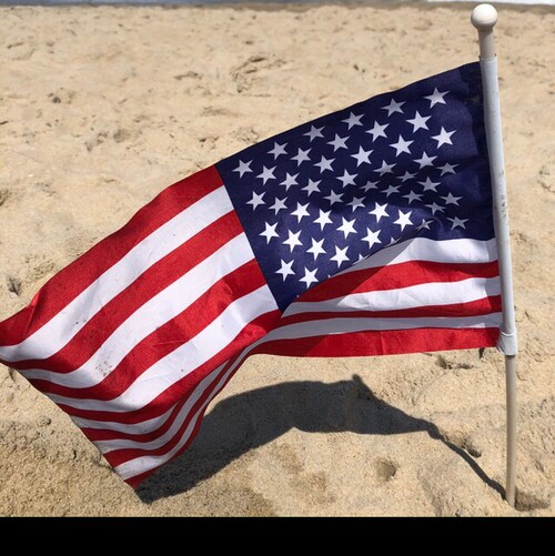 Christian, wife, mother, grandmother, patriot, seeker of truth, digital soldier, fan of capitalism & Trump