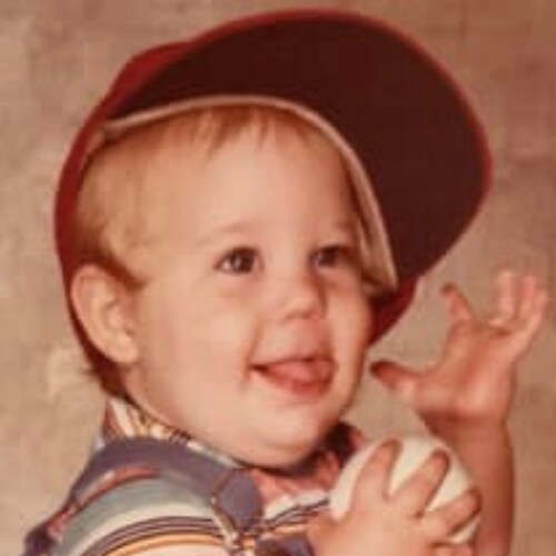 here to look around and support free speech