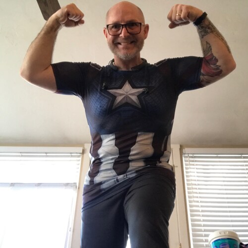 Conservitive, owner of family plumbing & HVAC company with my son. Dive bar band rock drummer. Star Trek & Star Wars fan...