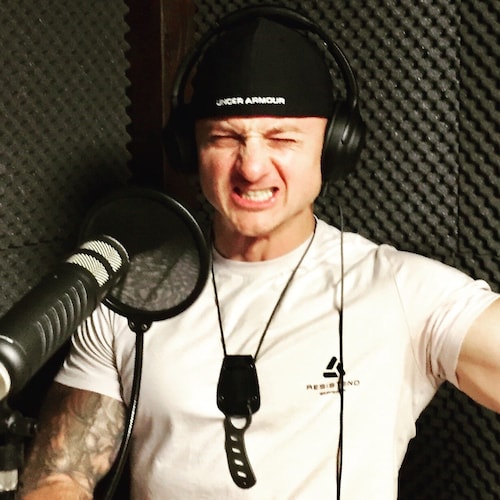 📢KOMBAAT
🎤Nonkonformist Rap
🎧Album „Kombaatologie“ 
in Kürze erhältlich
www.sub-version-production.de