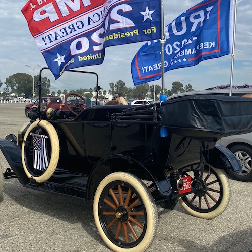 Visit Donelli4USA 🍊🇺🇸's profile on GETTR. View their posts, photos, videos, and connect with them on the social platform.