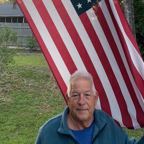 happily married grandpa that loves freedom and hates socialism and communism