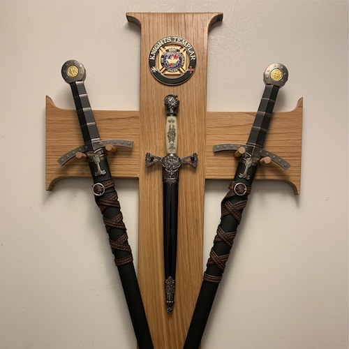 Old USAF Vet. Happily Married 49YRS...NOT LOOKING to DATE so NO DMs asking!!! Yeshua/Jesus is KING!! Love USA or LEAVE!!...