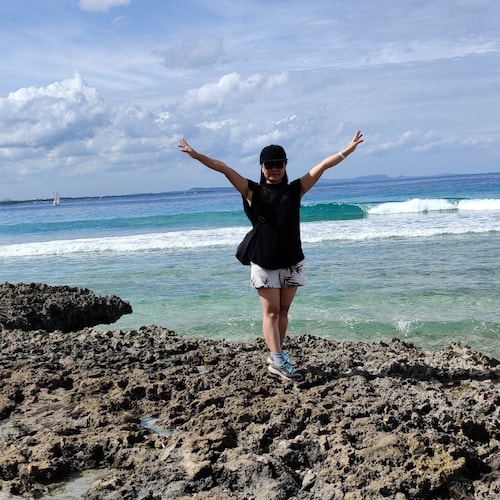 Visit AmyAtEstar's profile on GETTR. View their posts, photos, videos, and connect with them on the social platform.