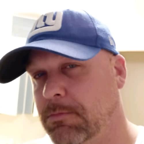 Fuck Twitter and their political agenda. Free speech is an American right