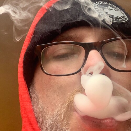 single dad to a beautiful daughter, everything else is secondary