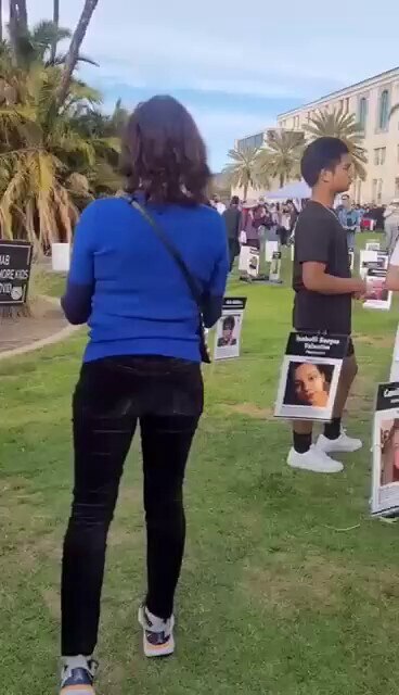 Protesto para mostras as mortes acusadas pelas vacinas 