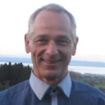 "Grund und Boden und Wissen können nicht einem Einzelnen, einer Gruppe oder einem fremden Volk gehören. Wissen ist frei"...