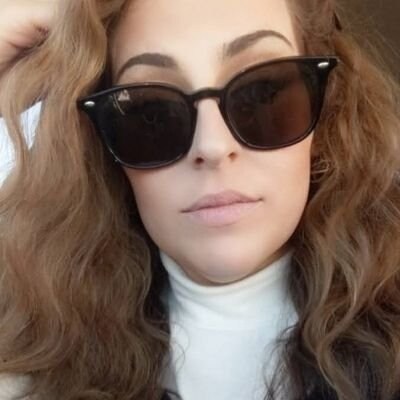 Born in the 80's, raised by the 90's. Awkward Asf.