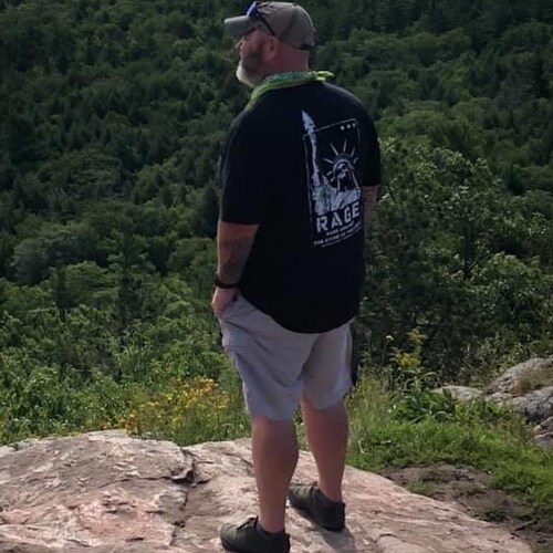 USN Vet⚓️, Truth-Seeker, Freedom-Lover, Father