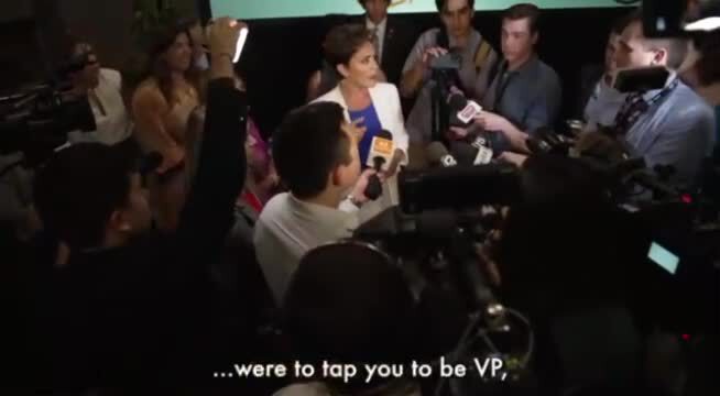 BREAKING: Reporter asks @KariLake if she will be Trump’s VP