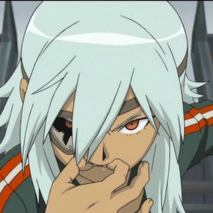 G dis a ma meuf que gt sur gettr elle ma dis « attend t un getteur ? 😭❤️ » elle es vrm trop bête 🤦...