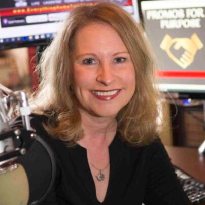 Election Judge - Maricopa County, AZ
Talk Radio Show, Podcast, Patriotic Purpose Driven.

My channel for exclusive info: https://t.me/Official_MicheleSwinick