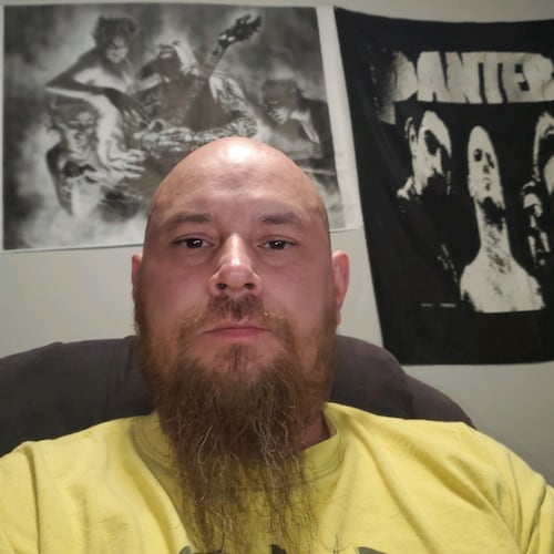An angery husband, father, half breed American.  I don't often reply to DM.