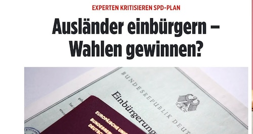 🟥 Der Afrikanische SPD Politiker Karamba postete auf Twitter nach der Wahl: "23% der Berliner:innen waren „stummgeschaltet“. Mitbestimmung darf kein Privileg sein. Wir brauchen die Einbürgerungs-Reformen von 
NancyFaeser"

👉 Er will also die "Aktivierung" der importierten Wähler durch Staatsbürgerschaftsverleihung. Warum?

❗️Der SVR-Integrationsbarometer (2017) zeigt:  6,1%  , der Türken neigen zur CDU, 69,8 zur SPD . 
❗️Das Institut Data4U berechnete (2019-2020): Dass bei der BTW21 wohl: 44% der Türken für SPD, 26% Grünen und nur 12% für CDU gestimmt haben. AfD? Träumt weiter..

🤐 Die BILD zitiert den Politikwissenschaftler Klaus Schroeder:
"Hinsichtlich Wahlen könnte Einwanderung eine zentrale Rolle spielen, auch um die CDU zurückzudrängen.“