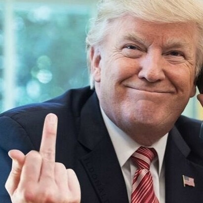 释放郭文贵请让他为自由发声
消灭香蕉皮让撒币为独裁陪葬
消灭北极熊是让他为侵略负责
川普当总统是让他解放全世界
拜登请下台让他不与流氓勾兑
整治司法部是杜绝被利益收买
拒绝蓝金黄是杜绝权色钱交易
民主与自由是往喜马拉雅之路
宪政是法宝它是保...