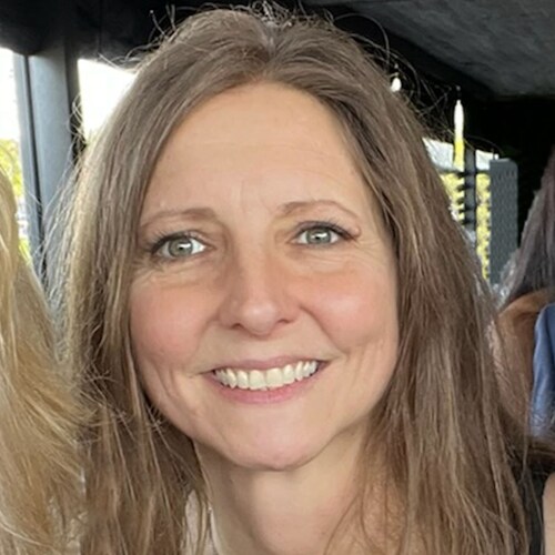 Crystals of The Myst - Crystals, Minerals, Healing Gifts - Etsy shop. 
Crystal Collector, Observer, Truth Seeker, Patrio...