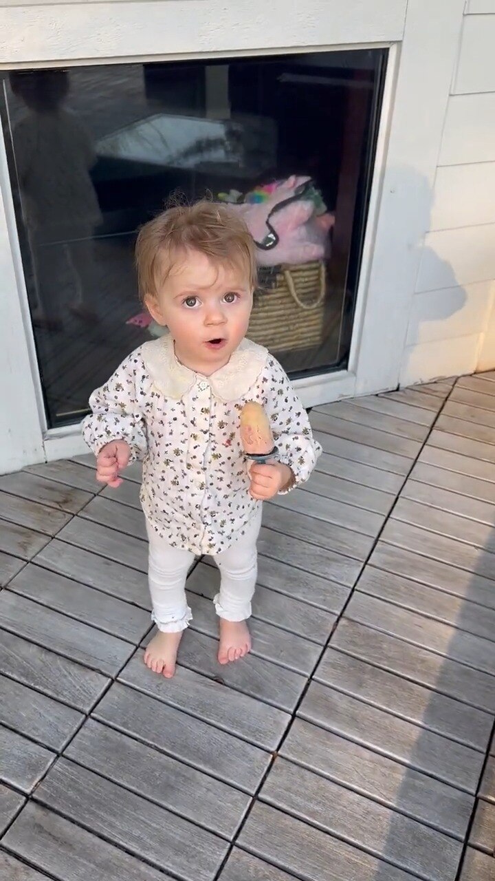 Girl says popsicle for the first time