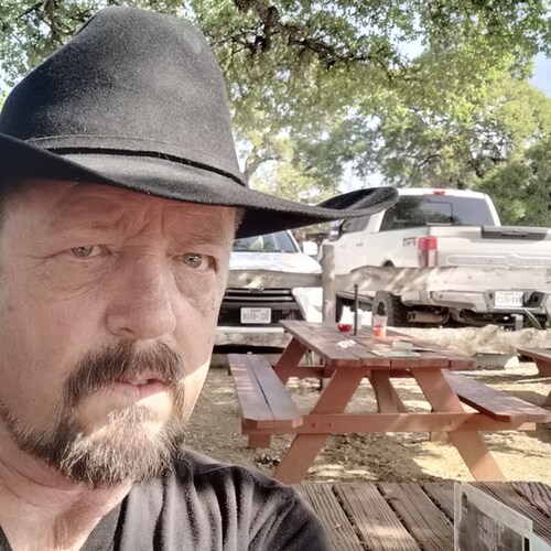 American by birth - 
Texan by the Grace of God!
Pro Constitution Pro Freedom Pro Life Pro Bill of Rights Pro U.S. Mili...