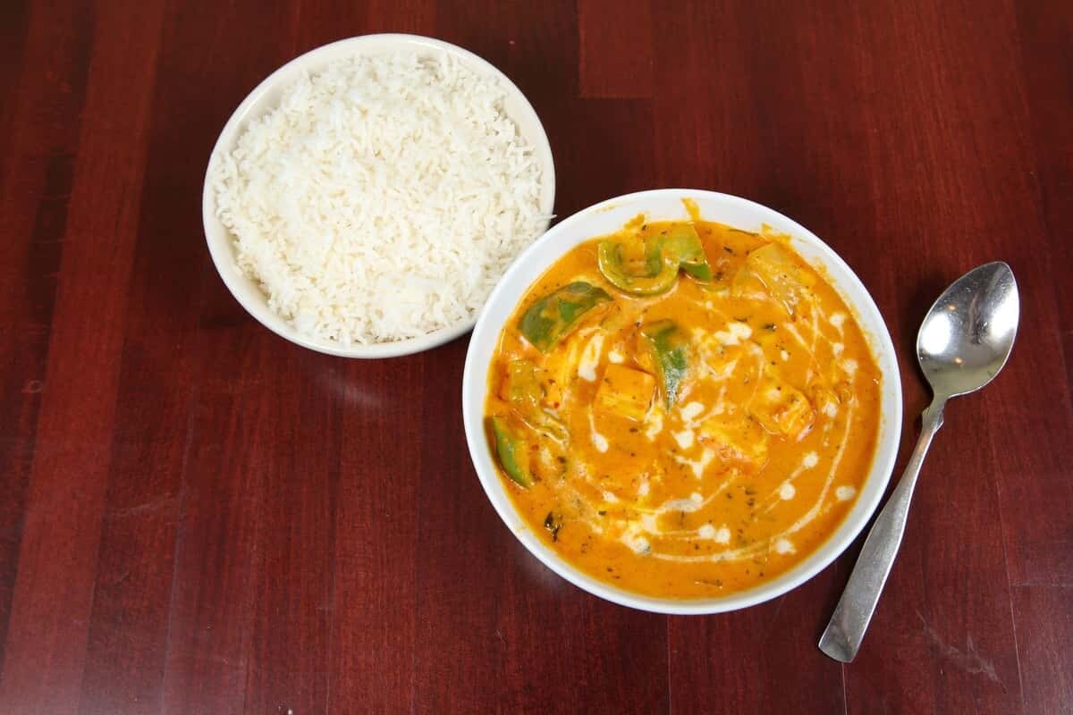 Indian Restaurants Nyc

Indian restaurants in NYC offer an array of authentic, delicious cuisine. Fr...