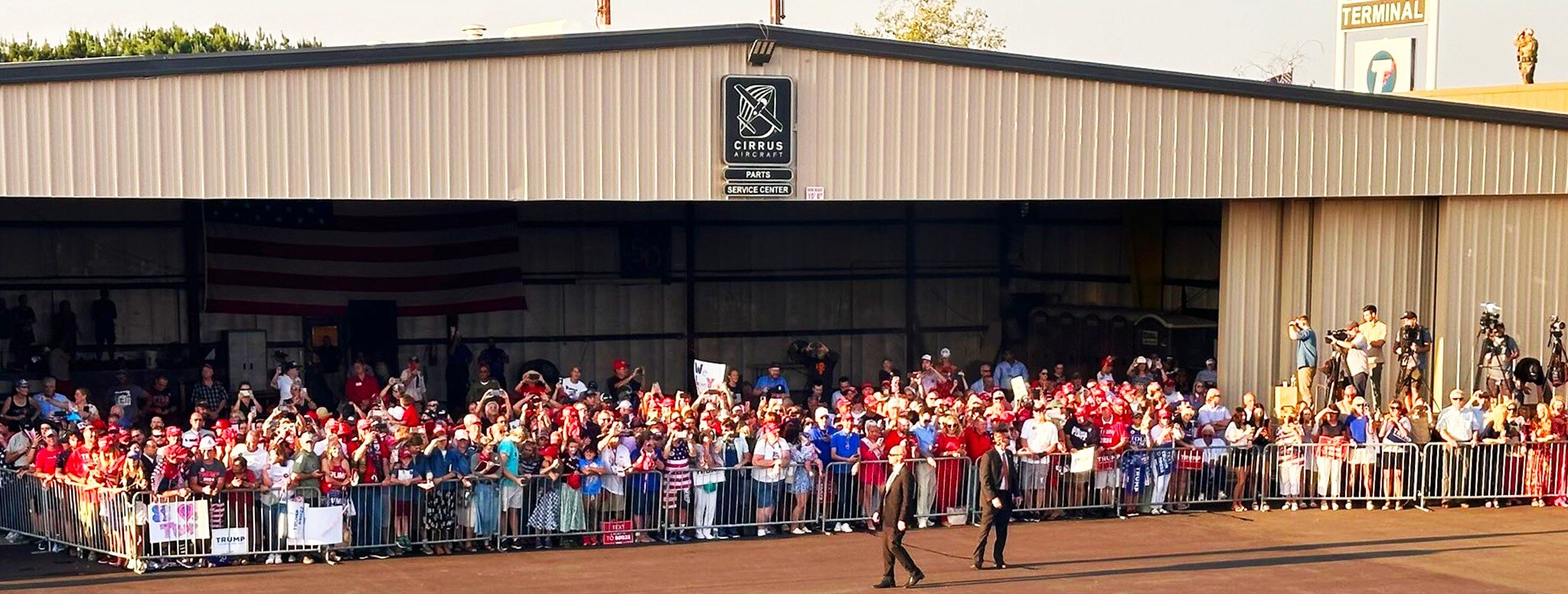 LOVE MY BIG, BEAUTIFUL PATRIOTS!!!😍😍😍