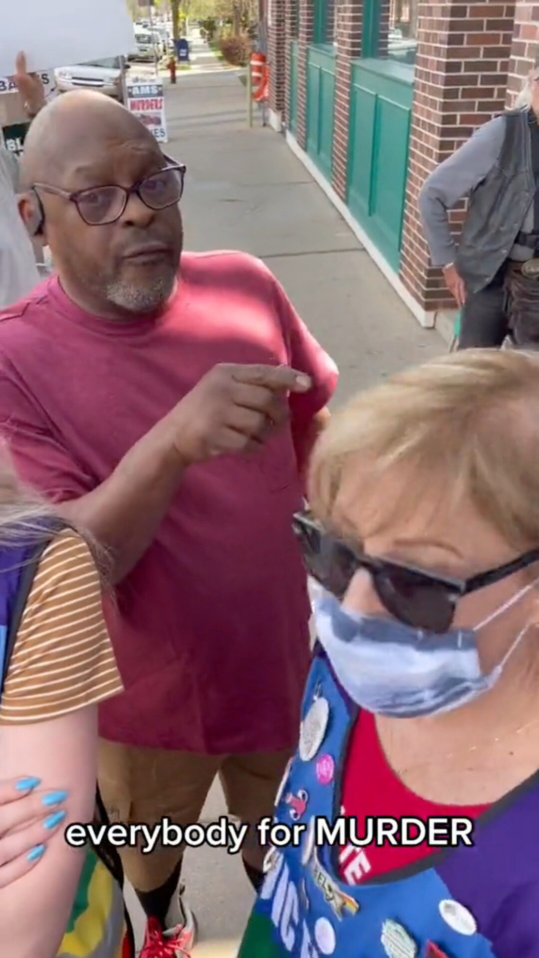 Christian man stands up to pro-abortion protesters🔥🔥🔥