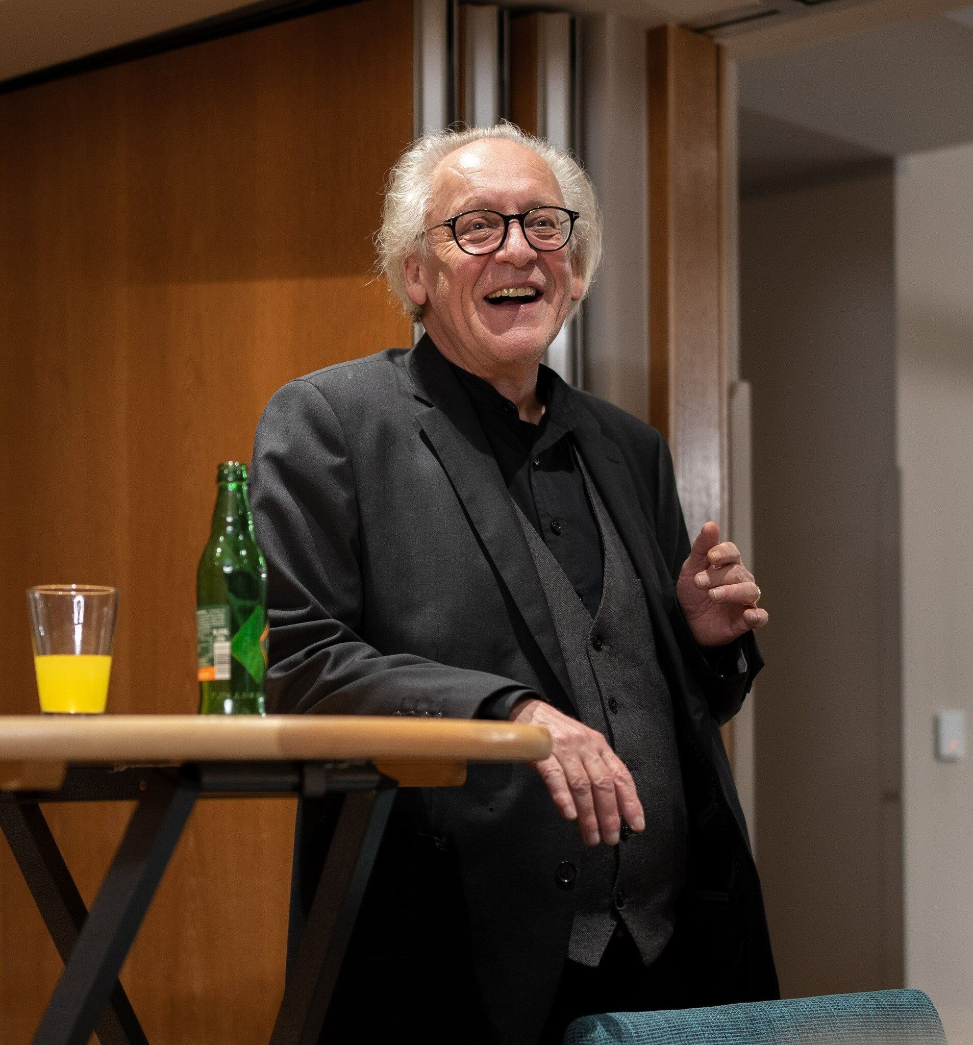 Schon komisch.

Nun wird so manch einer plötzlich systemkritisch, nachdem sie sich jahrzehntelang an...