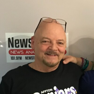 #UltraMaga🍊
Exec. Producer, The Vic Porcelli Show 
NewstalkSTL 101.9FM | 94.1FM - NewstalkSTL.com  
#45and47