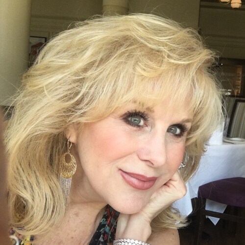 Helen Gibson-Nicholas, owner Hello Gorgeous Cosmetics, author: Hello Gorgeous Hello 70, Integrative Nutrition Health Coa...