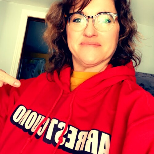 Christian, patriot, wife, mom, farm hobbyist, art hobbyist, accidental activist