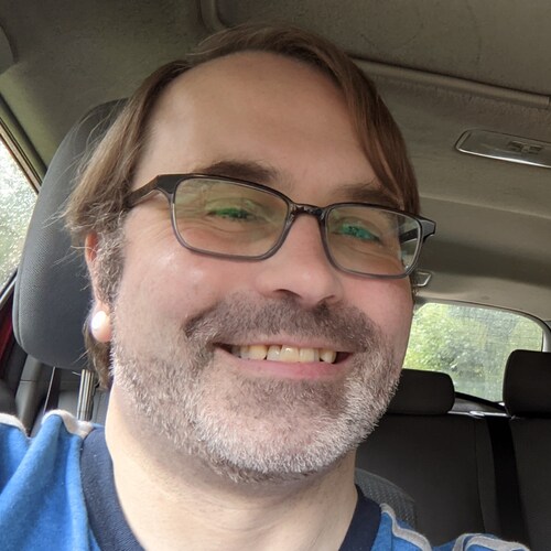 NH pede. Minarchist/constitutionalist, conservative, populist, capitalist. Dad, Former Rave DJ, current IT Sales guy, Gen X.