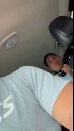 WTF！
越来越多的学校完全不经过家长的知情直接给学生打疫苗，大家注意！