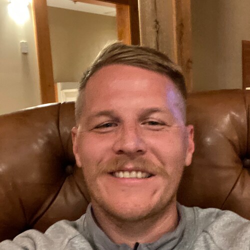 I’m married to a beautiful lady and with 2 awesome dogs and son.