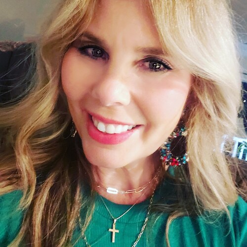 Single and living my best life 🌅 
♡Jesus ♡
Mom | Moma
Health ~ Happiness ~ Purpose ~ Freedom 🇺🇲
MAGA | LGB