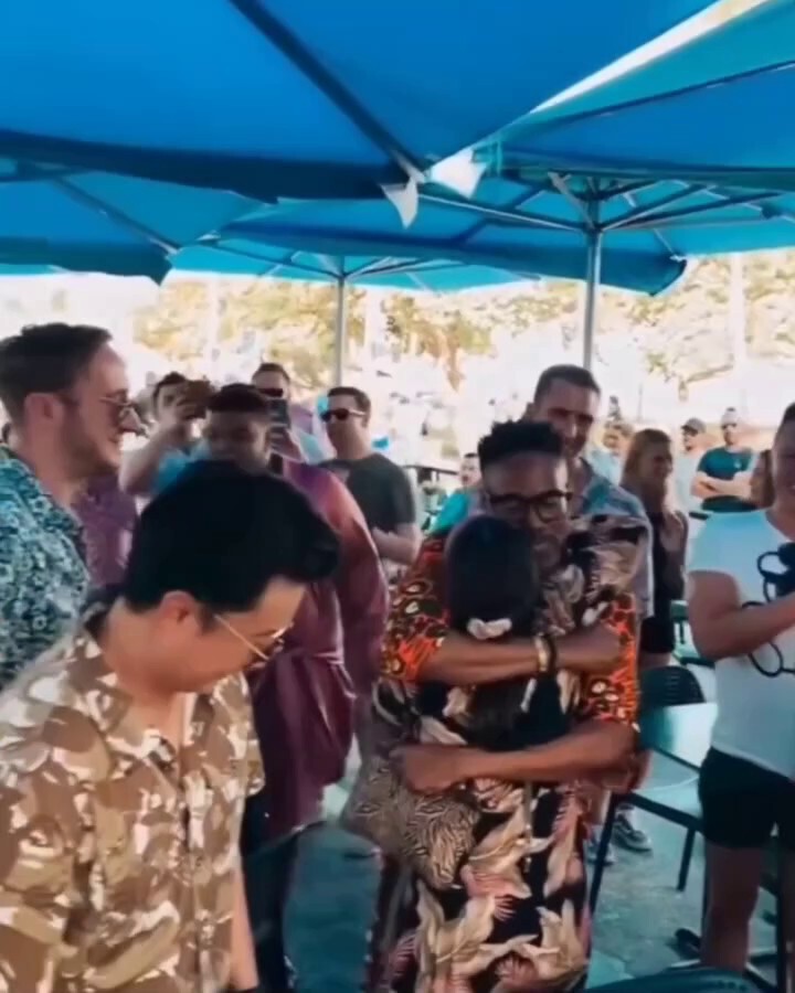 No masks, no social distancing, hugs, AOC partying at a Drag Queen Bar in Miami, Florida. 