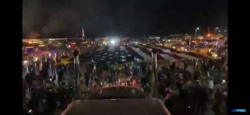 The honking in Indianapolis is beautiful.

👊🏻🇬🇧🇺🇸