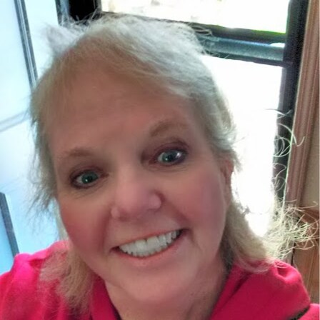 Super-di-dooper Conservative Trump Lovin' Deplorable!!