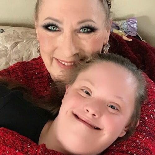 MAGA VETERAN, Trump supporter, love our constitutional Republic, term limits for Congress.  Had both of my Twitter accts...