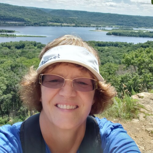 Patriot Activist and Speaker, Productivity and Communications Coach, Bible Teacher, DB Admin