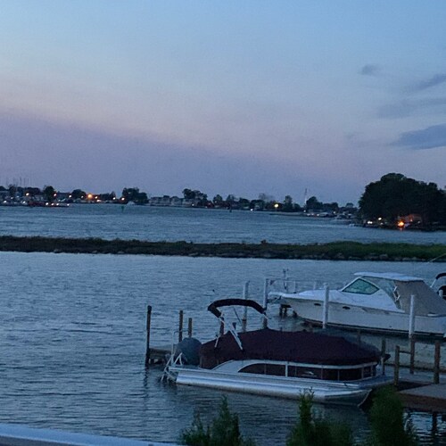 Conservative, God fearing Mom and Patriot