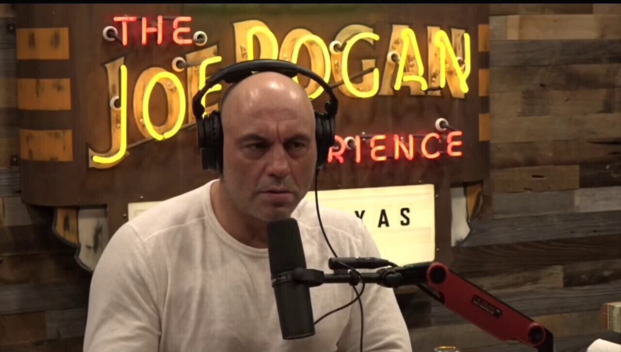 Dr. Robert Malone @rwmalonemd on the Joe Rogan Experience discussing Dr. Vladimir "Zev" Zelenko @DrZevZelenko and the steps that Rick Bright, Janet Woodcock and others took to sabotage and suppress hydroxychloroquine for early treatment of Covid-19.