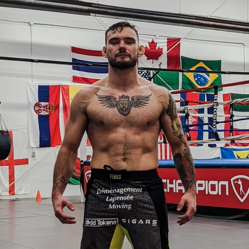 Pow Pow 
Professional MMA Fighter 
Crypto & Sports Cards investor