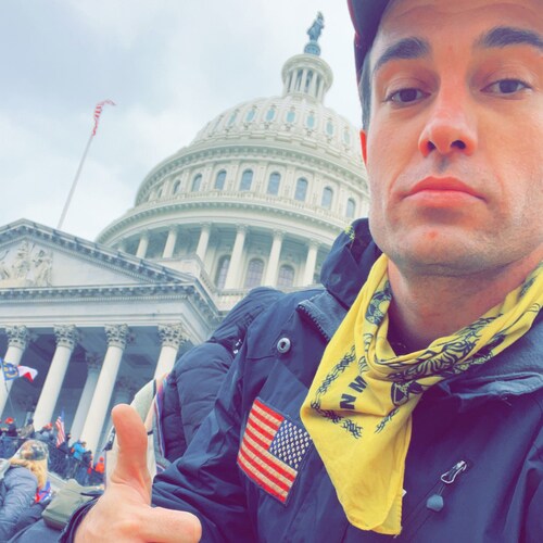 Citizen Journalist.
Digital Storyteller.
America First.
NAP.

I go places & do things.