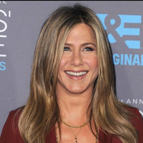 jenniferaniston434321 on GETTR