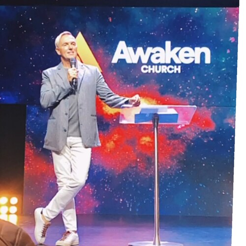 Pastor - AWAKEN church husband to Leanne. Father to Jordan Ash Tommy & Zoe. Author comic artist surfer