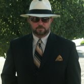 Reed Abbitt Moore is an artist located in the heart of Salt Lake City, Utah.